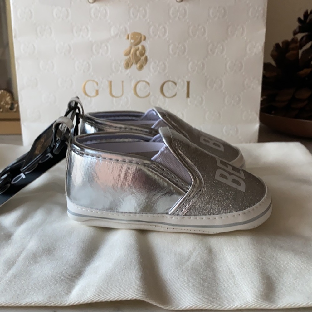Bebe baby moccasins style of shoe. - Picture 3 of 7